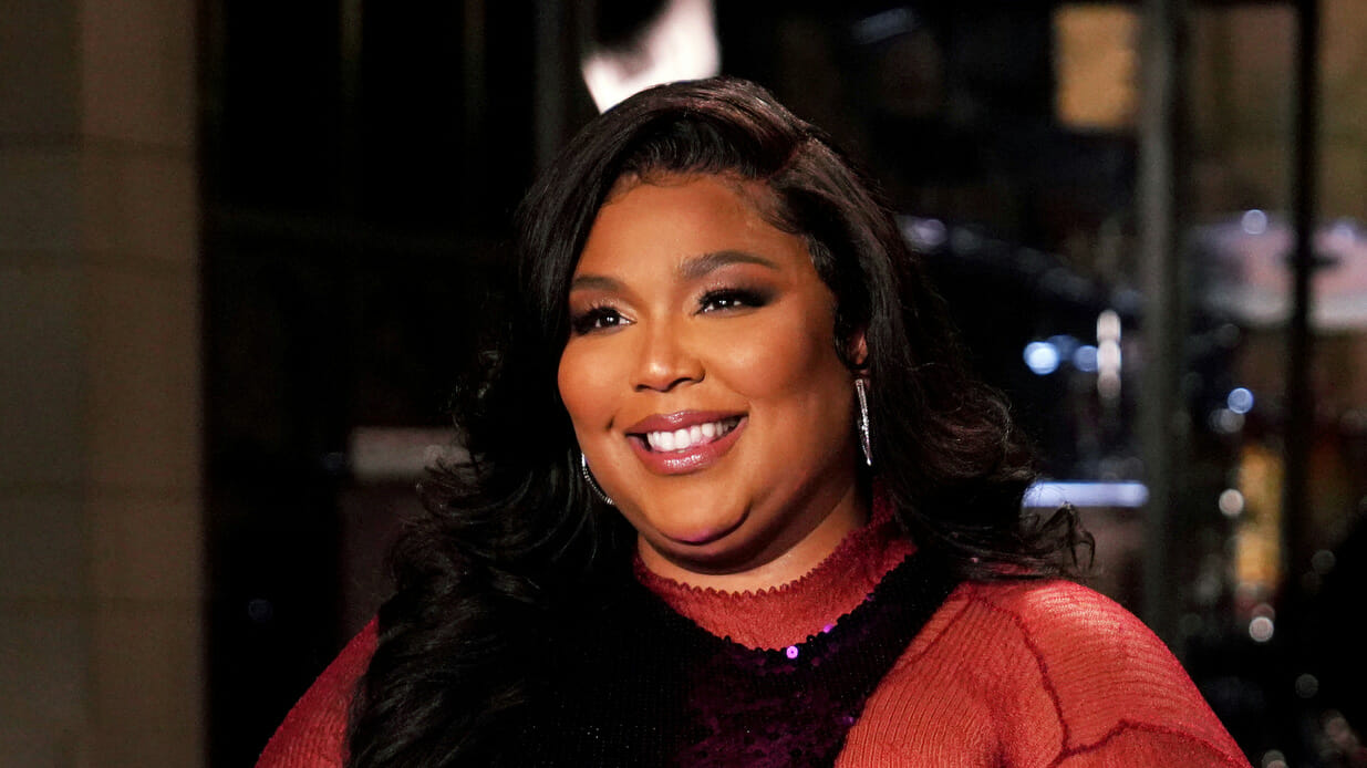 lizzo snl saturday night live made by malyia diamond hoop earrings